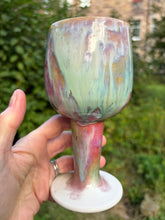 Load image into Gallery viewer, Wine goblet E
