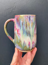 Load image into Gallery viewer, Large Pinky mug (B)
