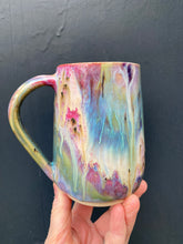Load image into Gallery viewer, Large Pinky mug (E)

